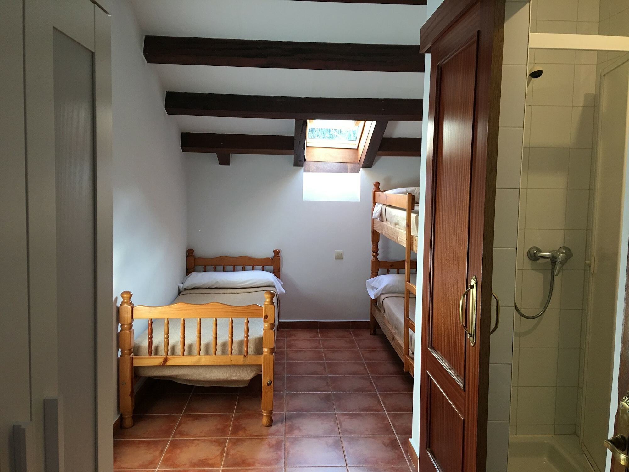 Albergue Cabrales Кареня де Кабралес Екстериор снимка